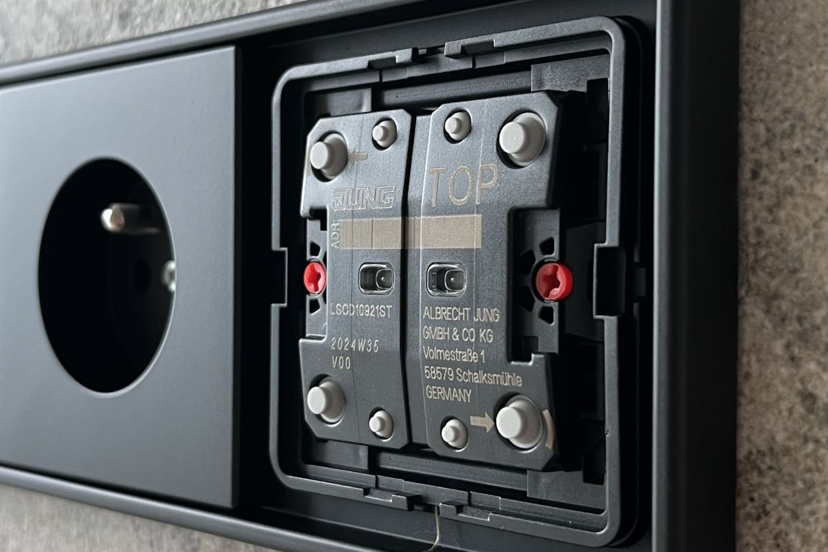 Jung knx f10 - 2025